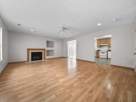 4th image of 3691 Parker Knoll Ln