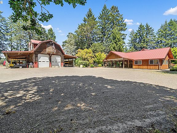 3rd image of 89989 Goldie Ln