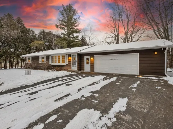 4666 Ulman St, Oshkosh, WI 54904