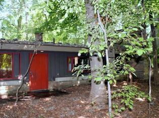 5575 Woodland Pass, Bloomfield Hills, MI 48301