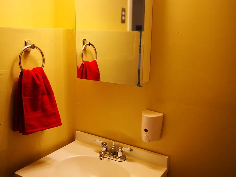 2700 Dunoon Dr #3 — Photo 8