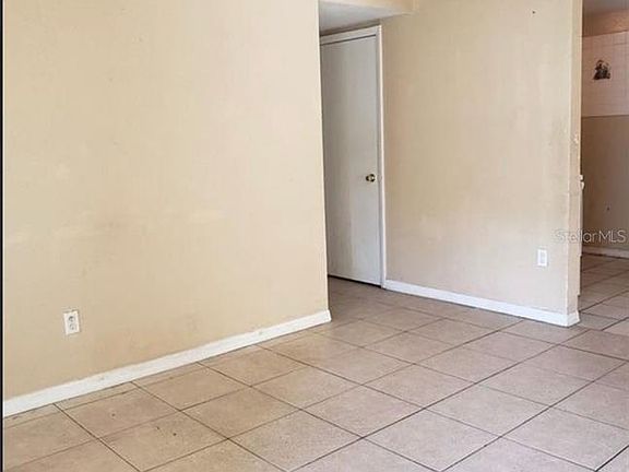 5th image of 8105 Ash Ave