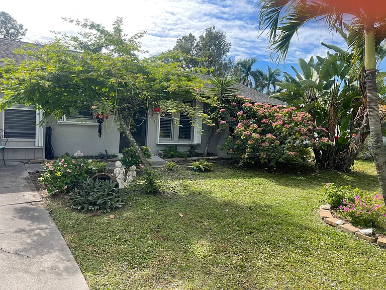 9310 Carolina St — Photo 1