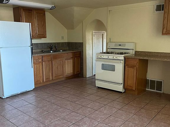 5th image of 311 Macon Ave #3
