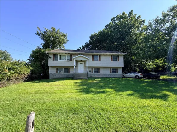 72 Lake Region Boulevard, Monroe, NY 10950