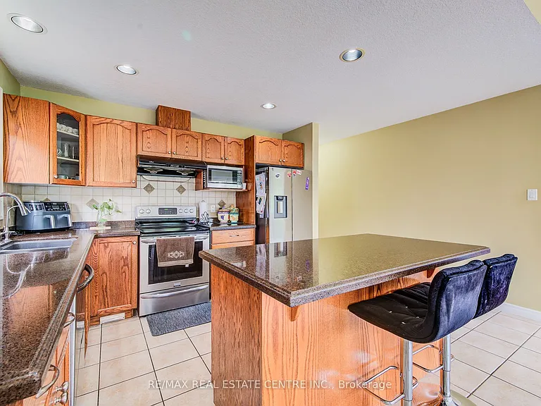 16 Paulstown Cres — Photo 15