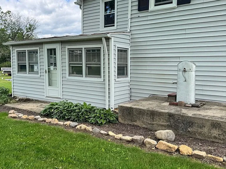 11162 Port Republic Rd — Photo 2