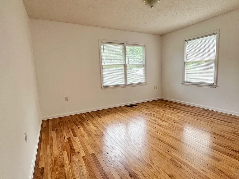 28 Brown Hollow Ln #B — Photo 7