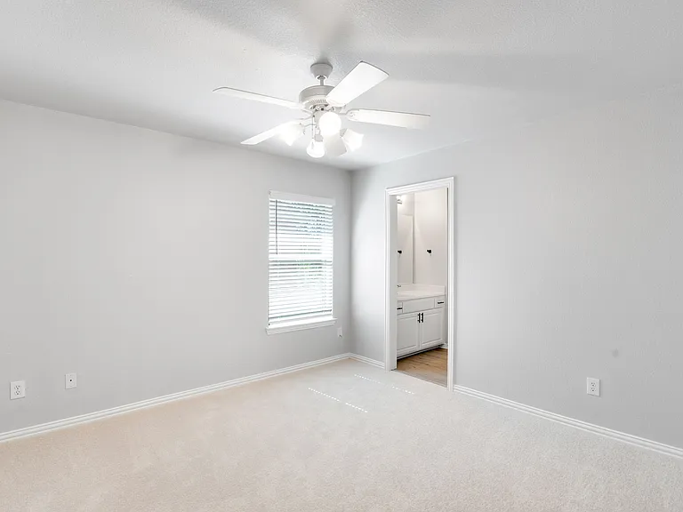 14895 Farmcote Dr — Photo 25