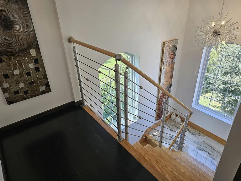 10 Russell Ct — Photo 26