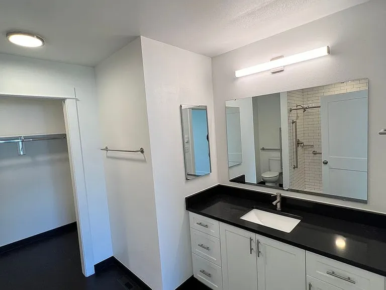 Sunray Terrace Senior Apartments — Photo 17