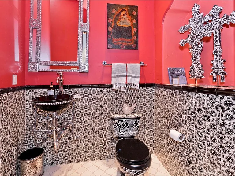 56145 Village Dr — Photo 30
