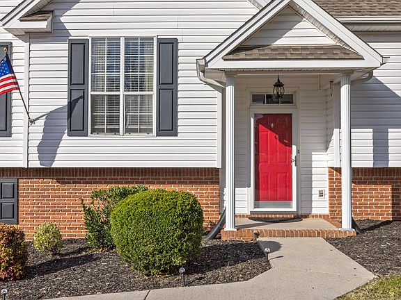 3rd image of 7073 Buttercup Ln #116