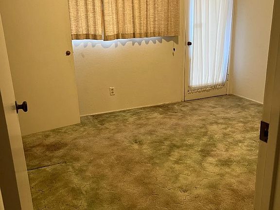 5th image of 126 Alta Vista Ave