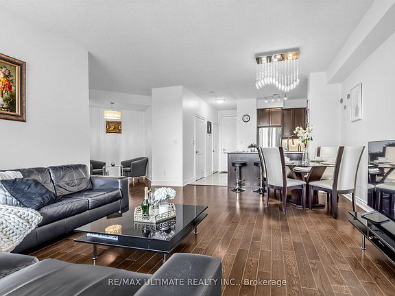 2nd image of 20 Bloorview Pl #1003