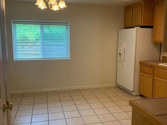 4th image of 607 E Monte Vista Ave #A-b