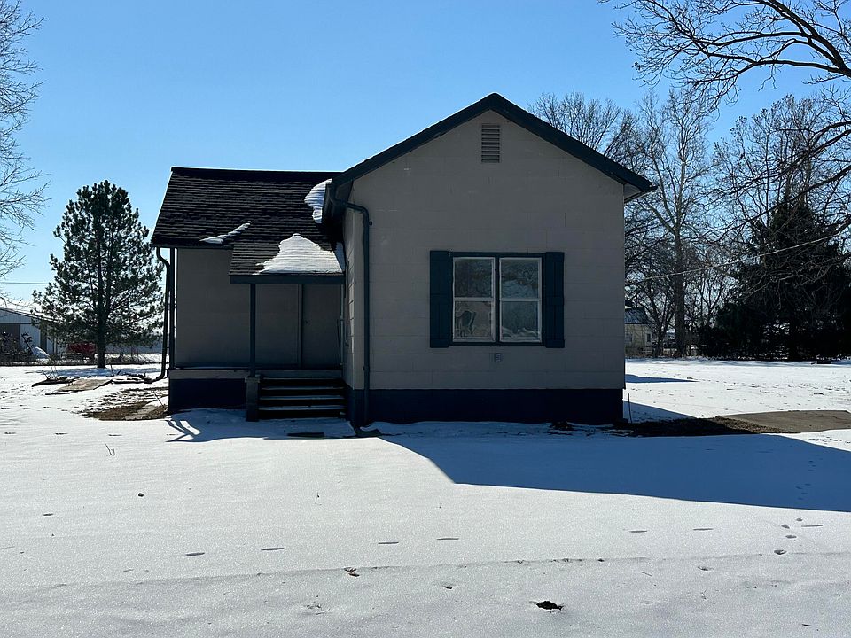 1st image of 203 E Agnes St