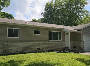 2856 E Lombard St, Springfield, MO 65802