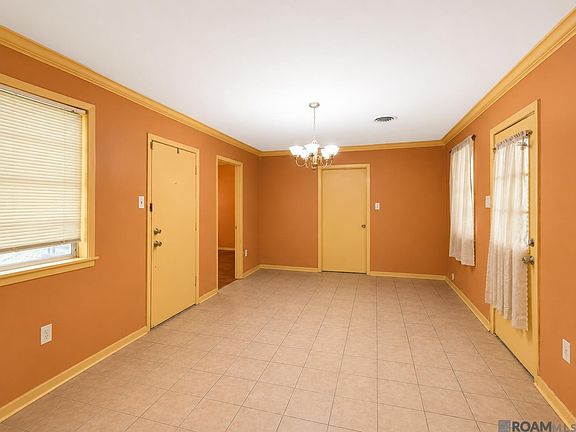 2nd image of 391 Fernwood Dr