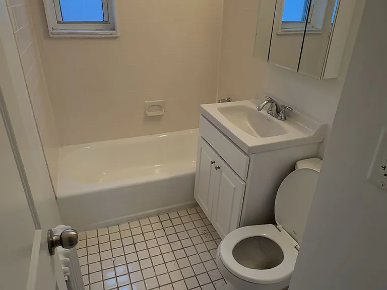 Springfield Blvd — Photo 9