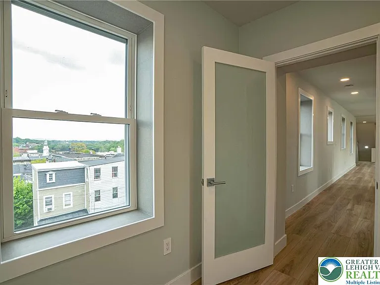 521 Ferry St #PENTHOUSE — Photo 13