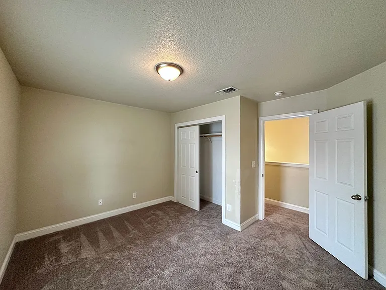 2328 Verna Lee Blvd — Photo 19