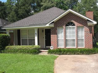 1060 Dickenson Ave, Mobile, AL 36609