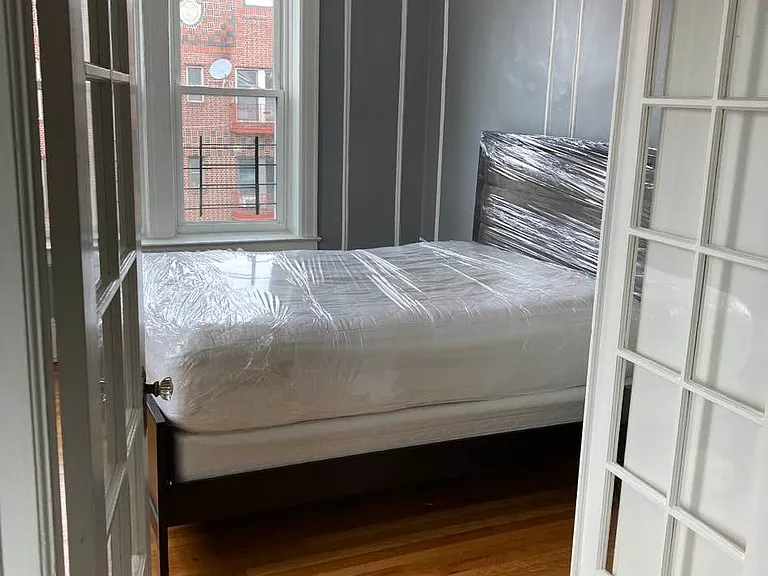 28-05 37th St #4G — Photo 1