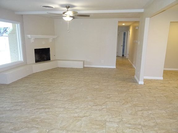 4th image of 3301 Stewart Ave