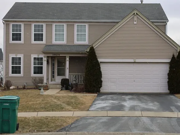 39670 Lynsee Ct, Beach Park, IL 60083
