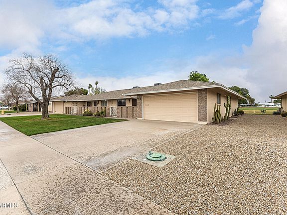3rd image of 11118 W CAMEO Drive