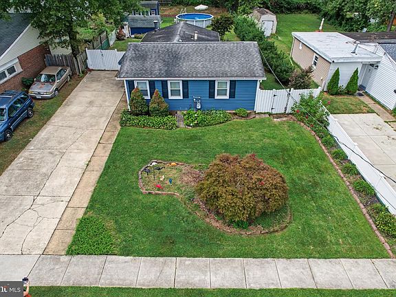 2nd image of 106 Glen Rd