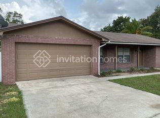 3831 Parkside Dr, Valrico, FL 33594