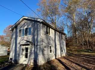 154 N Drury Ln, Newburgh, NY 12550