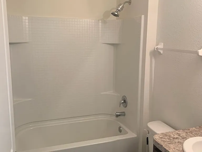 5886 SW 84th St — Photo 16