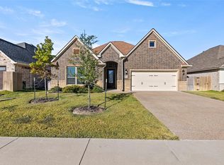 2912 Goldberg Dr, Bryan, TX 77808