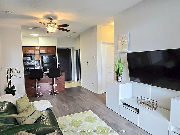 5th image of 5791 Yonge St #307