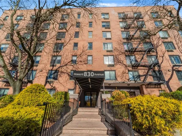 830 Howard Ave APT 3A, Staten Island, NY 10301