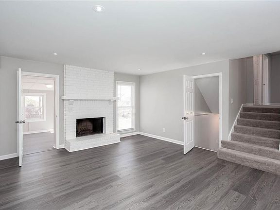5th image of 1722 Johnston Trl NW
