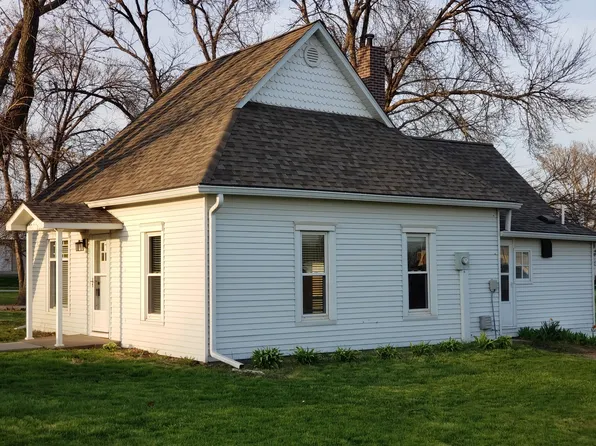 191 Garfield St, Carlisle, IA 50047