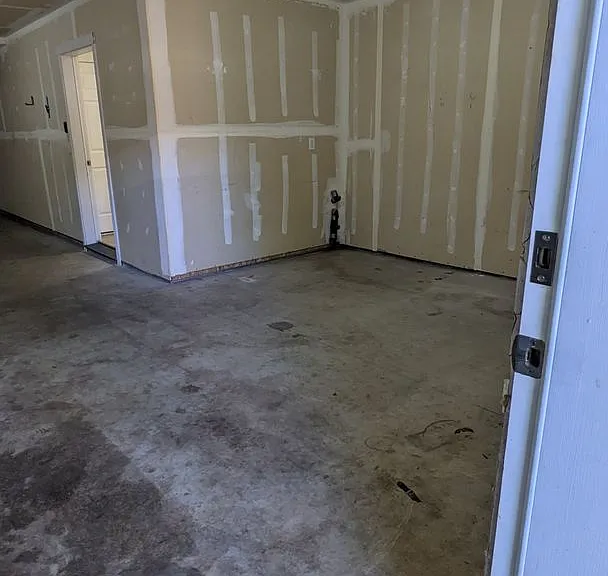 Halsey East Townhomes — Photo 61