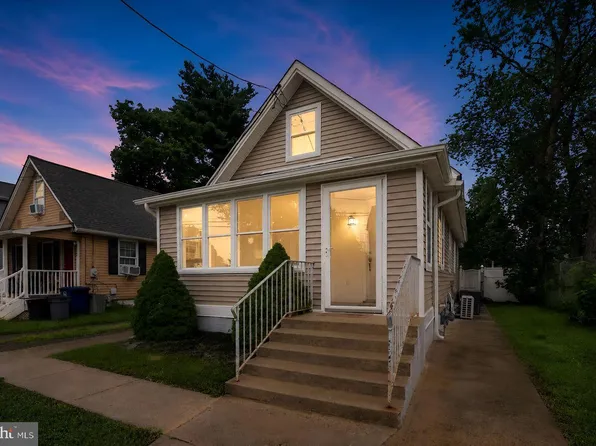 1024 Mount Holly Rd, Edgewater Park, NJ 08010