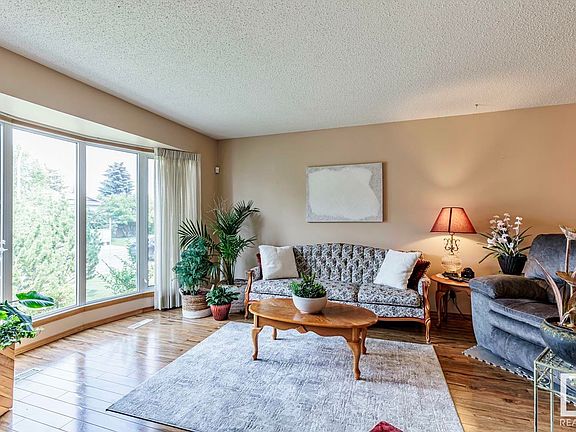 2nd image of 6723 40th Ave NW
