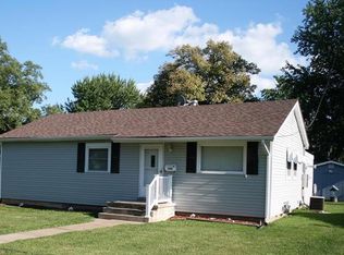 320 E Main St, Bowling Green, MO 63334