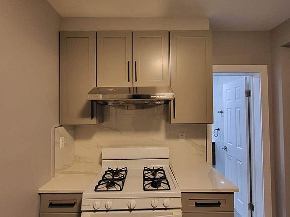 4th image of 926 70th St Floor 2