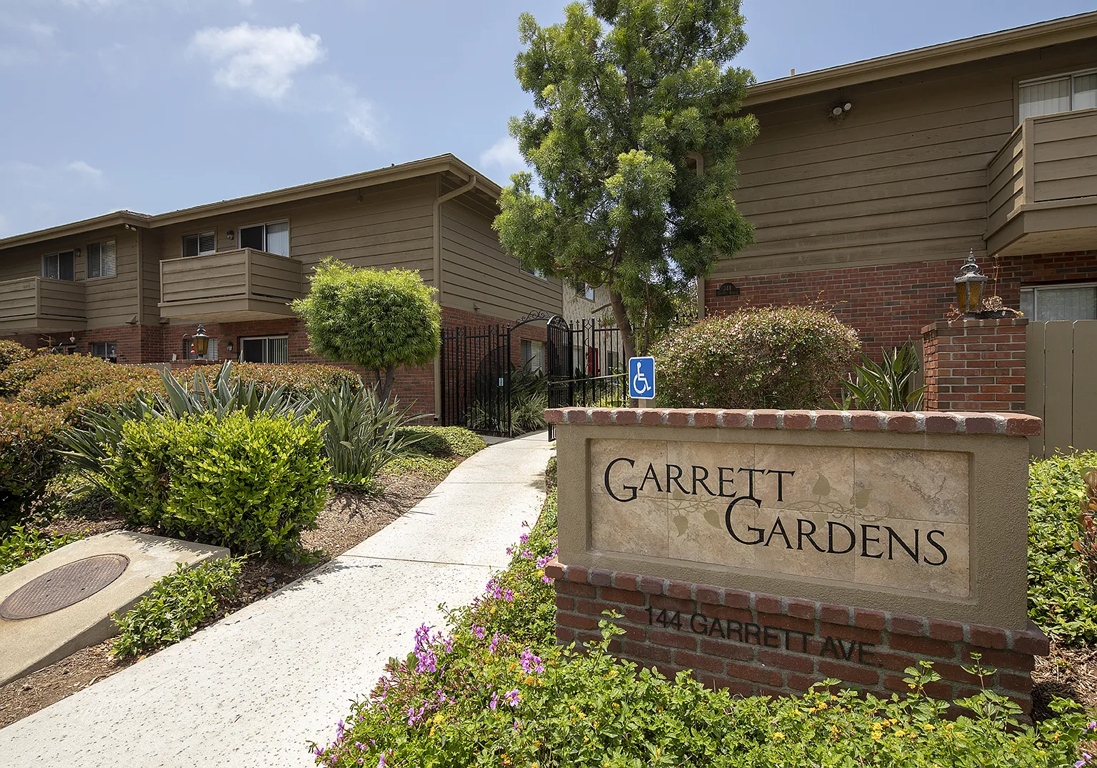 Garrett Gardens — Photo 3