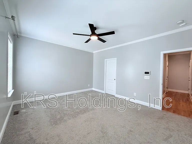 5810 Spring Glen Ln — Photo 14