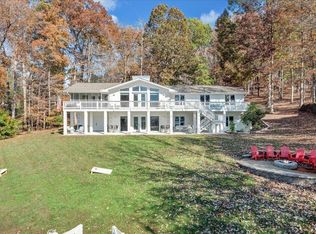 1080 Nature Ln, Union Hall, VA 24176