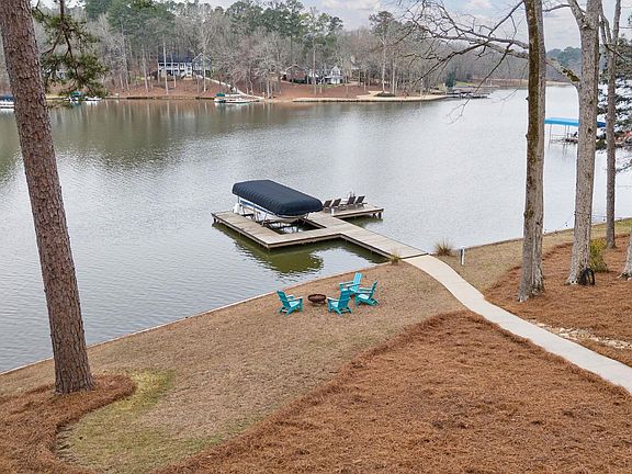 4th image of 1000 Kings Row Rd