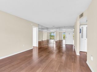 900 Saint Charles Pl APT 421, Pembroke Pines, FL 33026